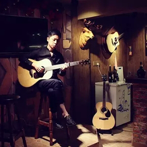 美女把屁股扒开把鸡鸡露出的视频
